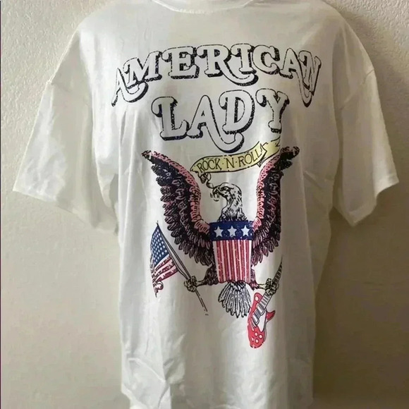 💥🆕American Flag Eagle American Lady T-Shirt Tee M🆕 - Picture 2 of 4